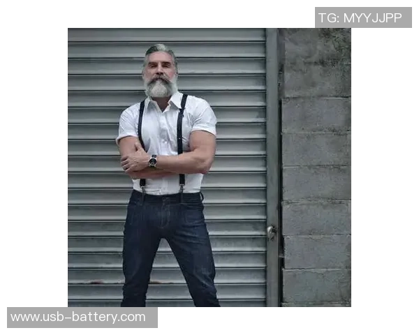 欧美足球明星男体的魅力与风采展现足球场上的阳光男孩形象