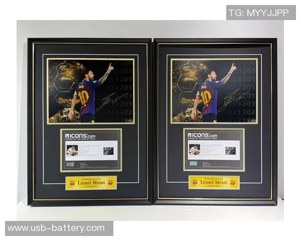 足球明星签名姿势的魅力瞬间揭秘与背后的故事分享