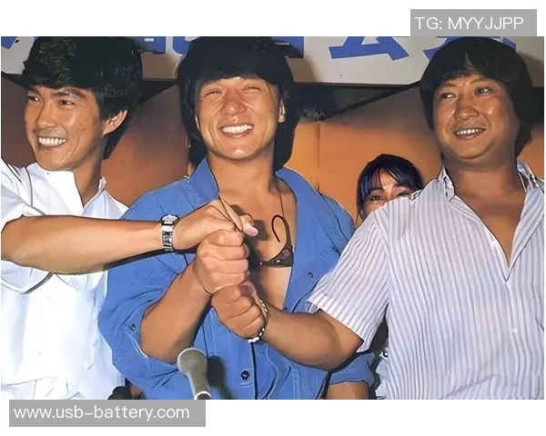 成龙与足球明星的奇妙缘分:他们共同的热爱与追求 成龙与足球明星的奇妙缘分:他们共同的热爱与追求